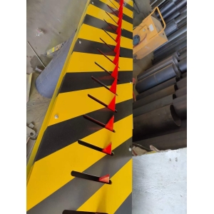 單向預(yù)埋式破胎器